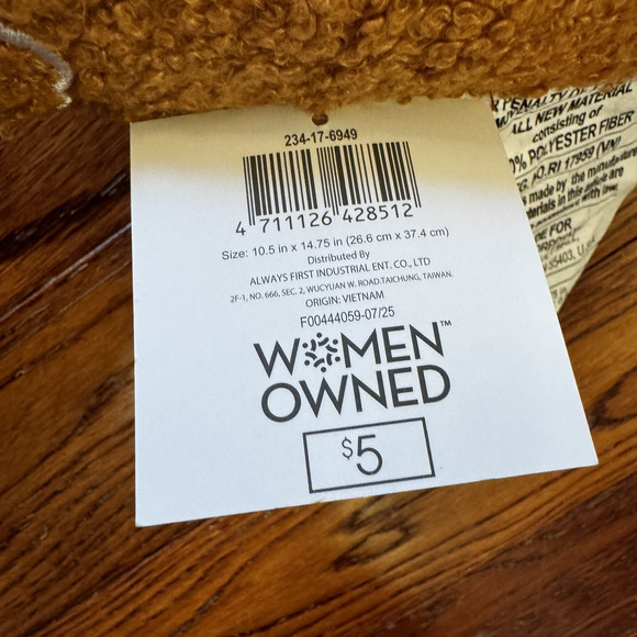 NEW 2 Target Bullseye Gingerbread Dog Pillow Christmas Cottage Core Holiday 2025 - Picture 9 of 16